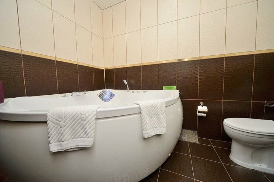 Фотографии номера Люкс с гидромассажной ванной в Хостеле Тверская 5 Москва